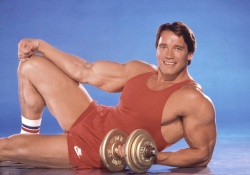 Arnold Schwarzenegger - Arnold Schwarzenegger - Harry Langdon Portraits (Los Angeles, June 13, 1985) - 14xHQ 0HgIM5WT