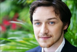 James McAvoy - James McAvoy - "Starter for 10" press conference portraits by Armando Gallo (Beverly Hills, February 5, 2007) - 27xHQ 8OgslxWP