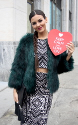 Victoria Justice - leaving Mara Hoffman fashion show on February 14, 2015 in New York City (12xHQ) 8gYvyDQm