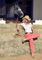 Ана Хикманн (Ana Hickmann) Equus Jeans Style Spring-Summer 2012 (16xHQ) 9uUUHmTz