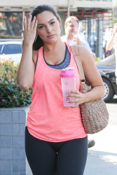 Kelly Brook - at the gym in Los Angeles (2015.02.25.) (49xHQ) BKWYDAPW