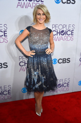Julianne Hough - 39th Annual People's Choice Awards (Los Angeles, January 9, 2013) - 51xHQ BhKKqGwz