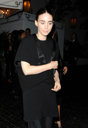 Rooney Mara - Leaving The Chateau Marmont in West Hollywood - February 18, 2015 (9xHQ) C3eVobt3