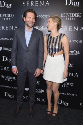 Jennifer Lawrence и Bradley Cooper - Attends a screening of 'Serena' hosted by Magnolia Pictures and The Cinema Society with Dior Beauty, Нью-Йорк, 21 марта 2015 (449xHQ) CsGjliLL