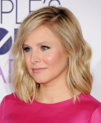 Kristen Bell - The 41st Annual People's Choice Awards in LA - January 7, 2015 - 262xHQ FUcRCKpX