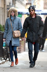 Emma Stone - Out and about in NYC, 7 января 2015 (14xHQ) G2esZOcI