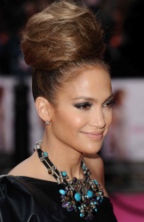 Jennifer Lopez - 'The Back-Up Plan' UK Premiere in London (April 28, 2010) - 206xHQ M7RFUxpr