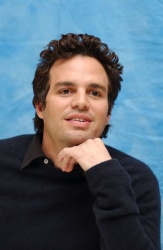 Mark Ruffalo - Eternal Sunshine of the Spotless Mind press conference portraits by Vera Anderson (Los Angeles, March 6, 2004) - 8xHQ MqBgr4tO
