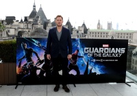 Крис Прэтт (Chris Pratt) ‘Guardians of the Galaxy’ Photocall at The Corinthia Hotel in London, 25.07.2014 (21xHQ) NSw7h5mK