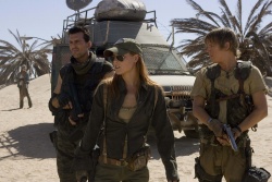 Milla Jovovich - Oded Fehr, Milla Jovovich, Ashanti, Ali Larter - постеры и промо стиль к фильму "Resident Evil: Extinction (Обитель зла 3)", 2007 (55хHQ) NzPywsB3