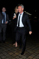 Charlize Theron and Sean Penn - seen leaving Royal Festival Hall. London - February 16, 2015 (153xHQ) OhOi0liN