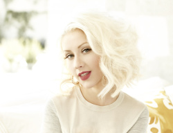 Christina Aguilera -  'Woman' Fragrance Shoot by Mark Liddell (2013) - 29xHQ QuxkqZnH