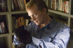 Paul Bettany - Поиск QuysIoXt