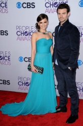 Rachael Leigh Cook, Daniel Gillies - 39th Annual People's Choice Awards (Los Angeles, January 9, 2013) - 90xHQ SKx17Vuv