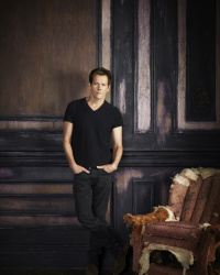Kevin Bacon - The Faces of Fox Photoshoot 2012 - 4xHQ TAXwxLB1