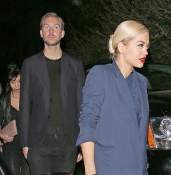Calvin Harris and Rita Ora - leaving 1 OAK nightclub in Los Angeles - January 25, 2014 - 25xHQ VJZ2LyDA