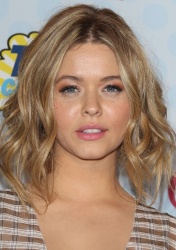 Sasha Pieterse - FOX's 2014 Teen Choice Awards at The Shrine Auditorium on August 10, 2014 in Los Angeles, California - 90xHQ VY1wNoOS