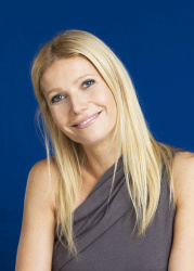 Gwyneth Paltrow - "Country Strong" press conference portraits by Armando Gallo (Beverly Hills, October 18, 2010) - 6xHQ BOXCvTBL