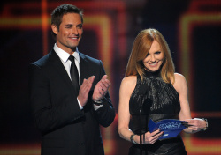 Marg Helgenberger & Josh Holloway - 40th Annual People's Choice Awards at Nokia Theatre L.A. Live in Los Angeles, CA - January 8. 2014 - 39xHQ BhqaEgR3