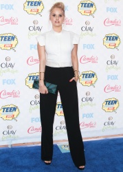 Debby Ryan - FOX's 2014 Teen Choice Awards at The Shrine Auditorium in Los Angeles, California - August 10, 2014 - 98xHQ BnyzvNuk
