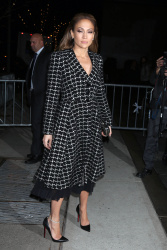 Jennifer Lopez - Arriving at the Crosby Street Hotel in New York (2015.01.20) - 16xHQ C14x2PlG