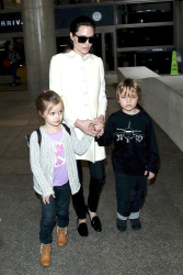 Angelina Jolie - LAX Airport - February 11, 2015 (185xHQ) C8ABqNal
