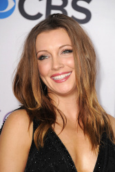Katie Cassidy - 39th Annual People's Choice Awards at Nokia Theatre in Los Angeles (January 9, 2013) - 77xHQ EAjRtgG9