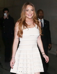 Lindsay Lohan - arriving to 'Jimmy Kimmel Live!' in Hollywood, February 3, 2015 - 39xHQ EcZaDAIH