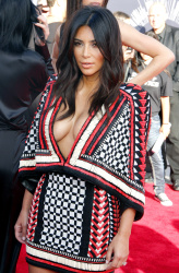 Kim Kardashian - 2014 MTV Video Music Awards in Los Angeles, August 24, 2014 - 90xHQ IMQoL2lc