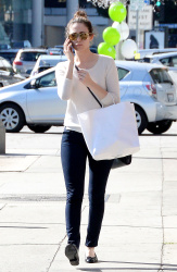Emmy Rossum - Goes shopping in West Hollywood - February 10, 2015 (22xHQ) JBYbfGwP