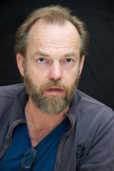 Hugo Weaving - Cloud Atlas press conference portraits by Vera Anderson (Beverly Hills, October 13, 2012) - 4xHQ Lxdw6PxS