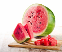 Арбуз на белом фоне (ripe watermelon) NQMGr3up