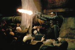 Wesley Snipes - Wesley Snipes, Ron Perlman, Kris Kristofferson - постер и промо стиль к фильму "Blade II (Блэйд 2)", 2002 (23xHQ) O62A3B3W
