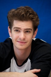 Andrew Garfield - The Amazing Spider-Man press conference portraits by Vera Anderson (Cancun, April 16, 2012) - 8xHQ OfmMZsBC