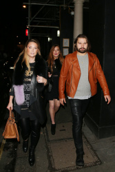 Lindsay Lohan - Lindsay Lohan - Out and about in London - February 17, 2015 (21xHQ) RnZbr3as