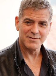 George Clooney - Tomorrowland press conference portraits (Beverly Hills, May 8, 2015) - 26xHQ T8Mn96C0