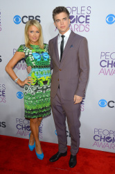 Paris Hilton - 39th Annual People's Choice Awards (Los Angeles, January 9, 2013) - 52xHQ TnuOa5np