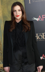 Liv Tyler - 'The Hobbit An Unexpected Journey' New York Premiere benefiting AFI at Ziegfeld Theater in New York City - December 6, 2012 - 52xHQ UzH5FptA