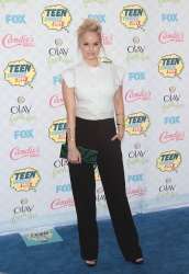 Debby Ryan - FOX's 2014 Teen Choice Awards at The Shrine Auditorium in Los Angeles, California - August 10, 2014 - 98xHQ XIQHAzHe