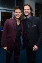Jensen Ackles & Jared Padalecki - 39th Annual People's Choice Awards at Nokia Theatre in Los Angeles (January 9, 2013) - 170xHQ YKRbxxzQ